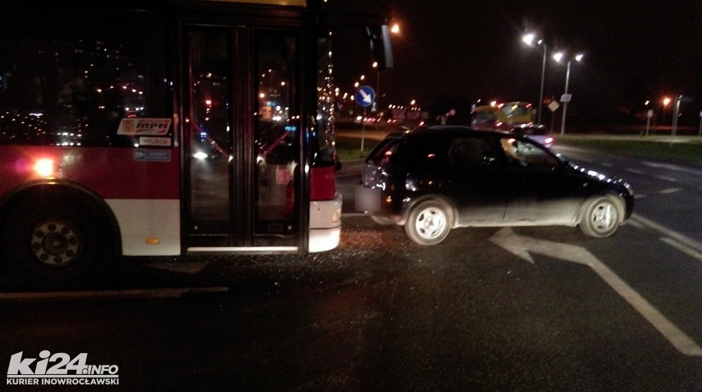 Kolizja autobusu na Rąbinie