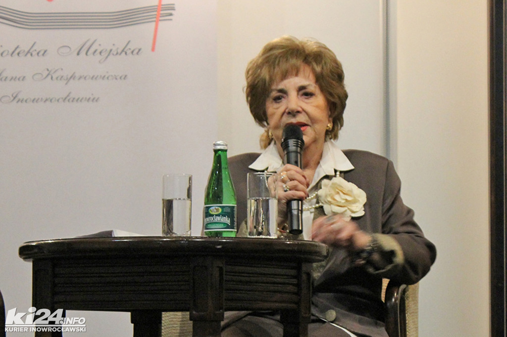 Zofia Czerwińska w Bibliotece Miejskiej