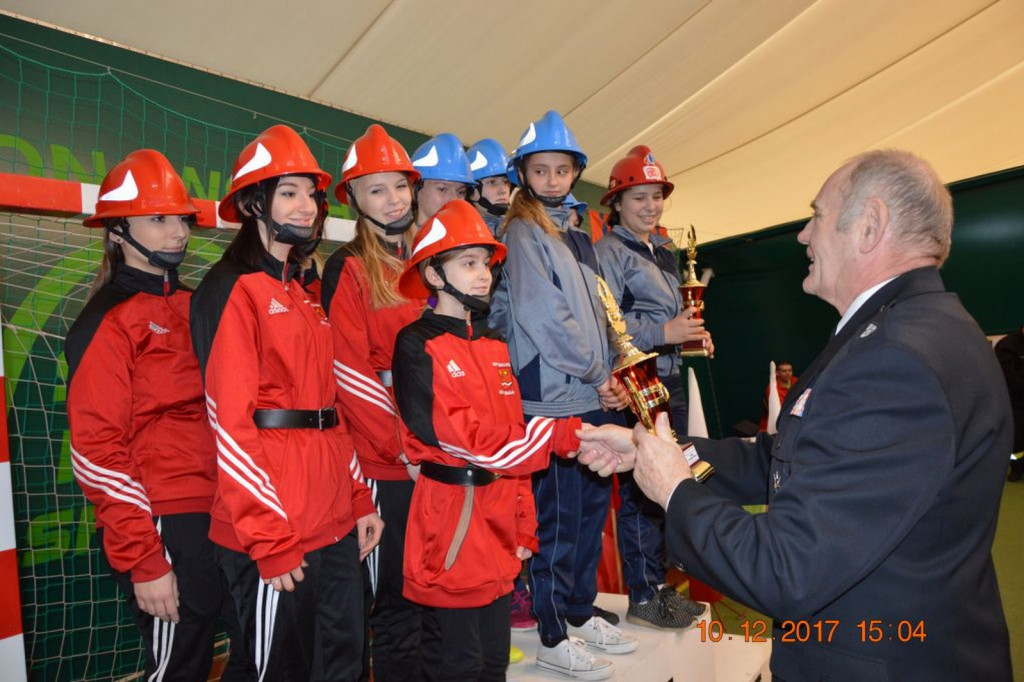 I Halowe Zawody Sportowo-Pożarnicze