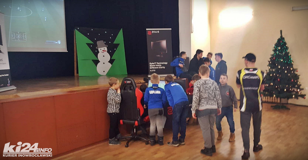Biało-Niebieskie Mikołajkowe Granie