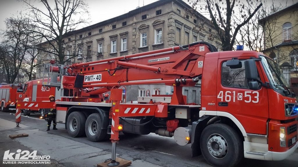 Pożar w kamienicy w centrum