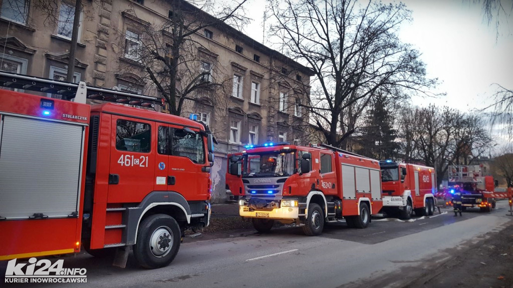Pożar w kamienicy w centrum