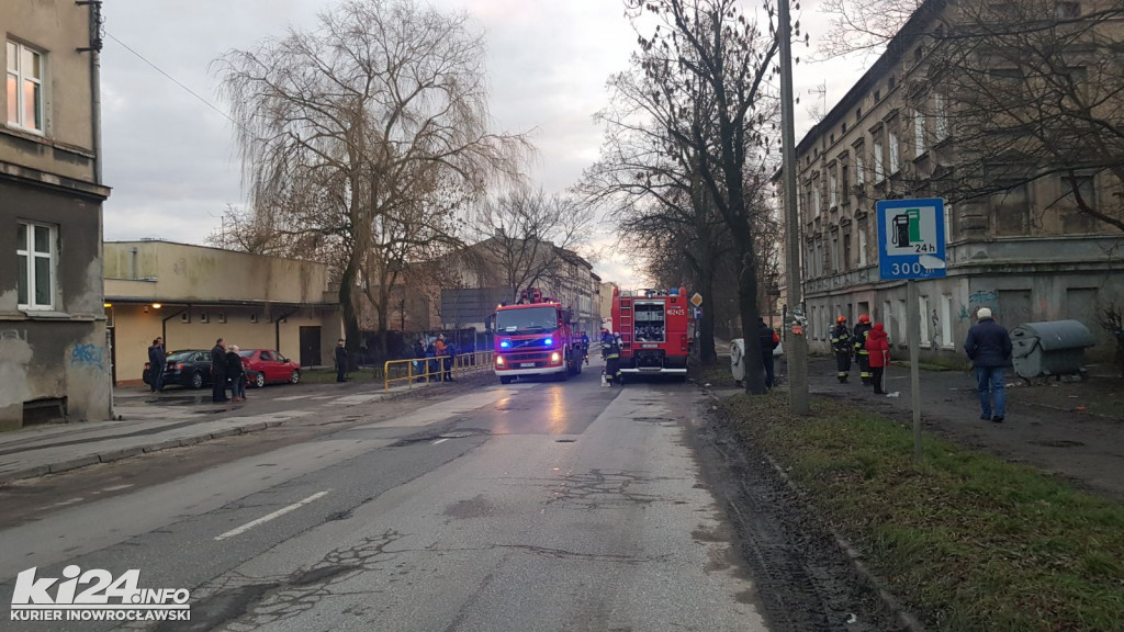 Pożar w kamienicy w centrum