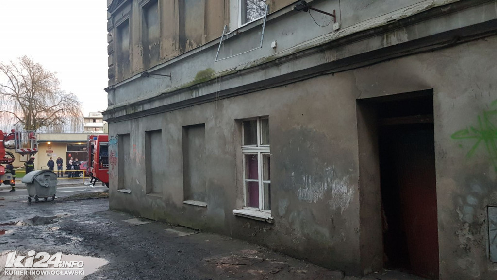 Pożar w kamienicy w centrum