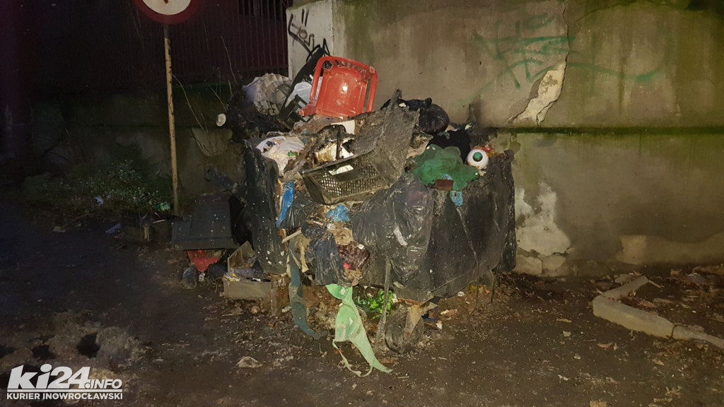 Pożar w kamienicy w centrum