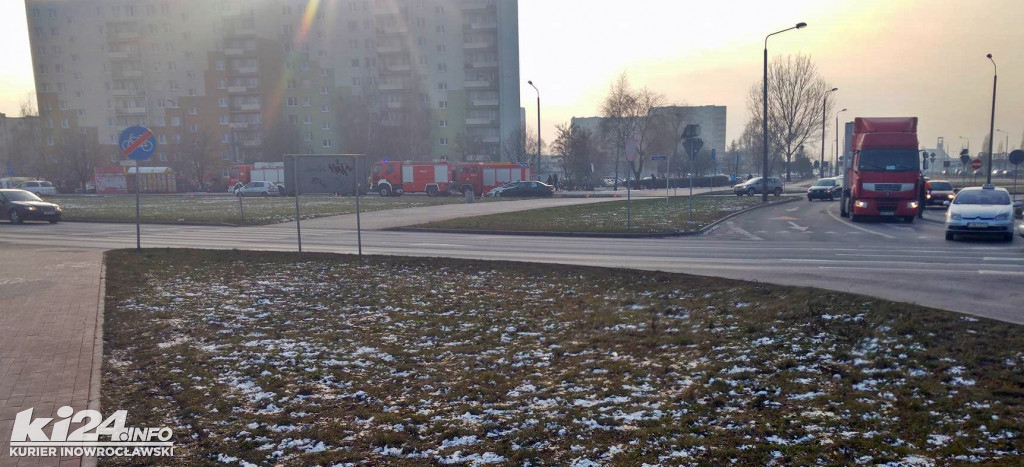 Groźna kraksa na rąbińskim skrzyżowaniu