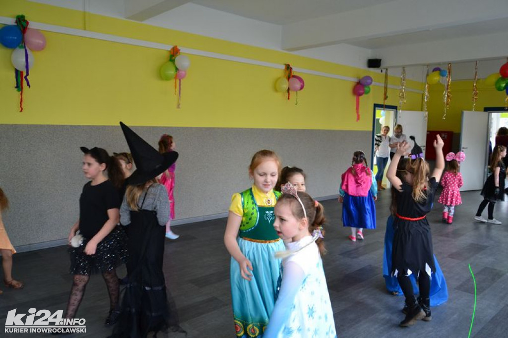 Bal karnawałowy SP nr 8