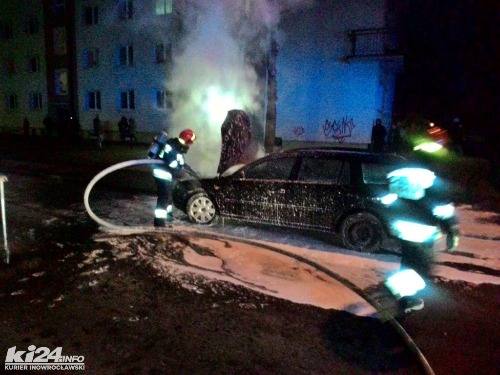 Pożar samochodu na osiedlu Nowym