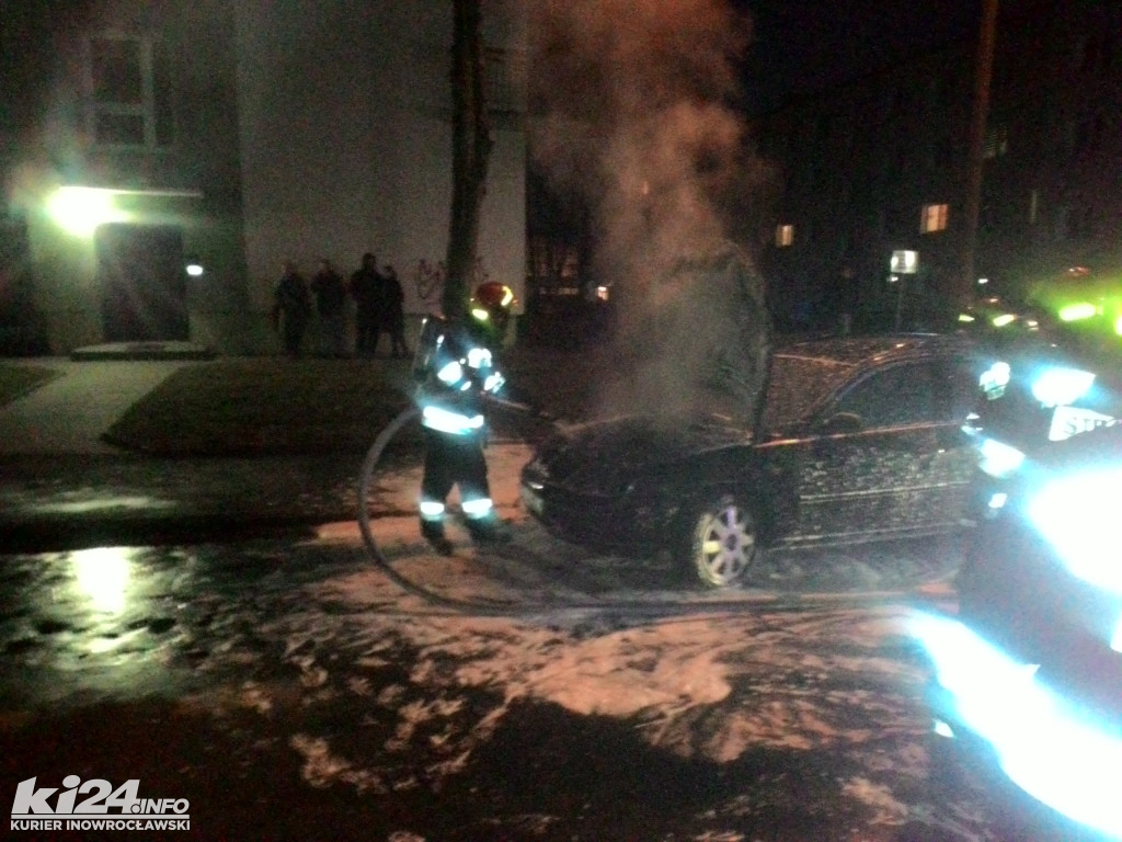 Pożar samochodu na osiedlu Nowym