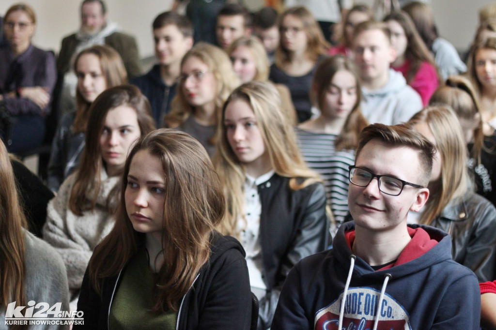 Dzień Kobiet w Bibliotece Miejskiej