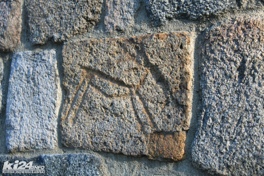 Inowrocławskie Lascaux: demony, dogmaty i Weles