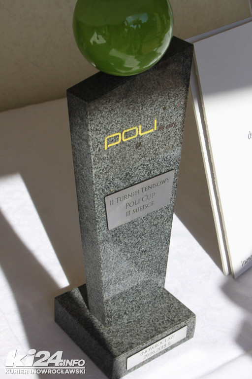 Poli Cup