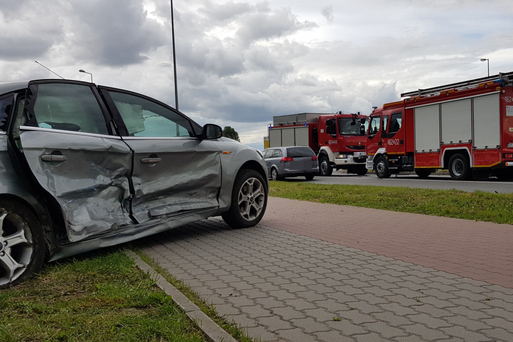 Wypadek na skrzyżowaniu Pileckiego z Orłowską
