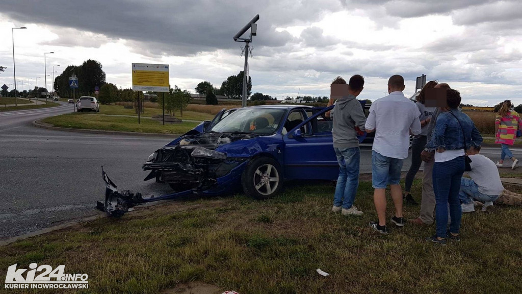 Wypadek na skrzyżowaniu Pileckiego z Orłowską