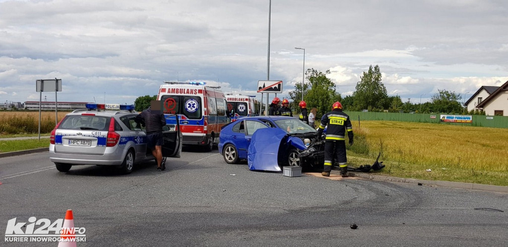 Wypadek na skrzyżowaniu Pileckiego z Orłowską