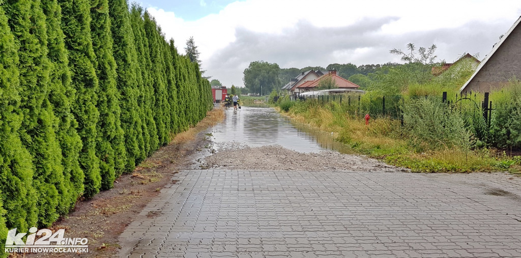 Intensywne deszcze zalewają Inowrocław