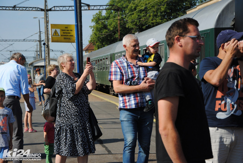 Zabytkowa lokomotywa w Inowrocławiu