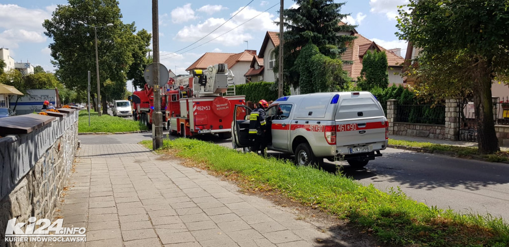 Mężczyzna ewakuowany z zadymionego mieszkania na os. Piastowskim