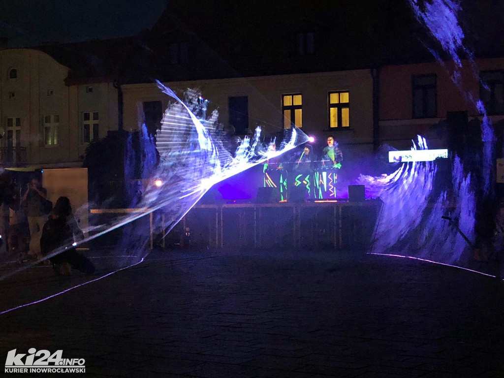 Fireshow na inowrocławskim Rynku