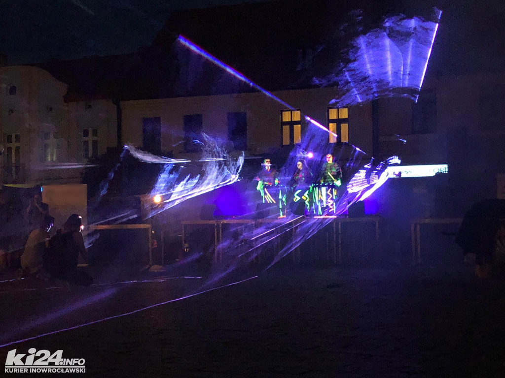 Fireshow na inowrocławskim Rynku