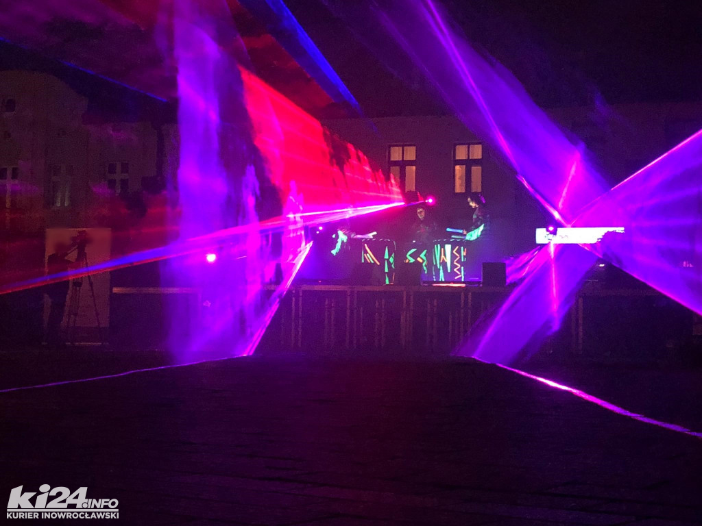 Fireshow na inowrocławskim Rynku