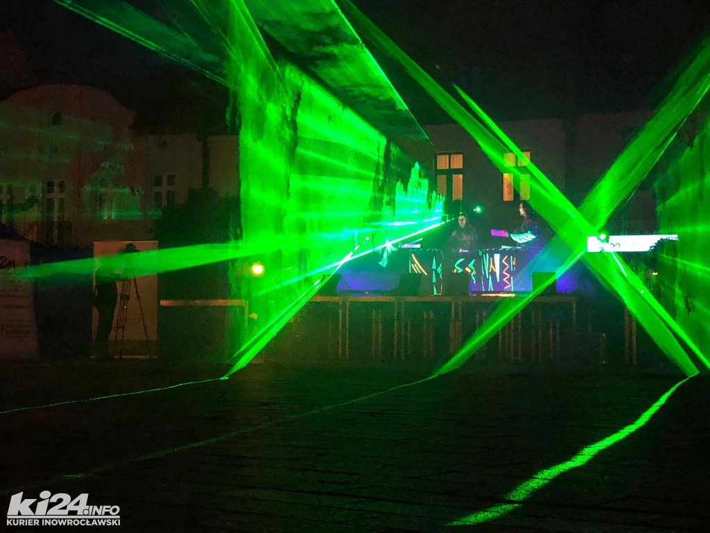 Fireshow na inowrocławskim Rynku
