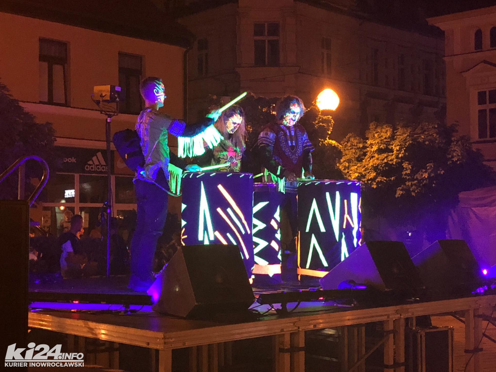 Fireshow na inowrocławskim Rynku