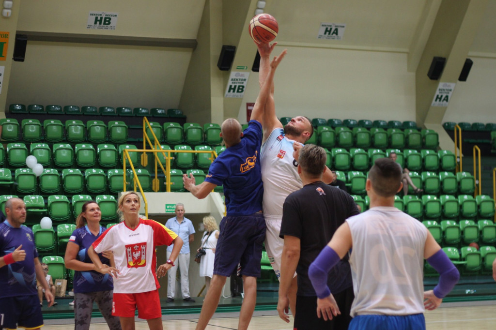 Rodzinny świat basketu