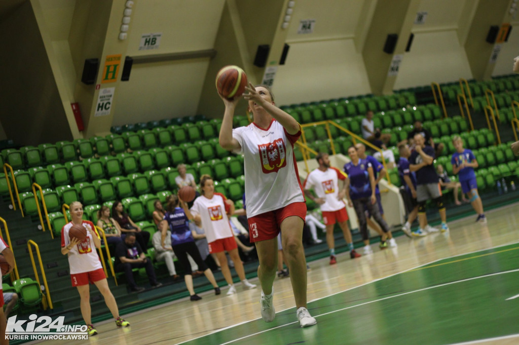 Rodzinny świat basketu