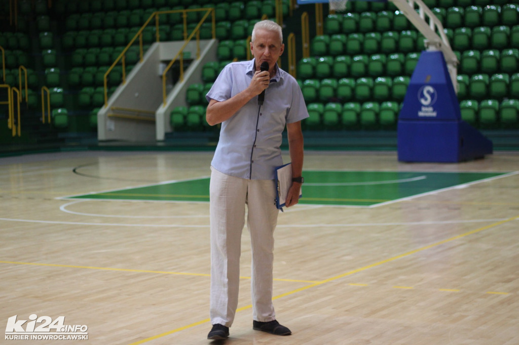 Rodzinny świat basketu