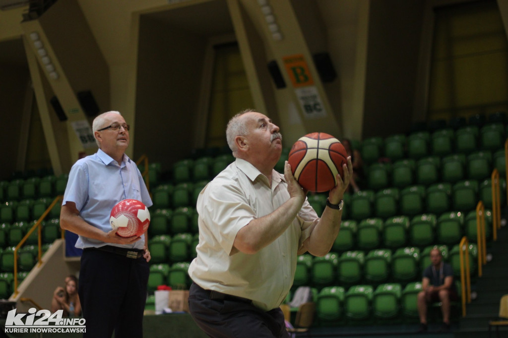 Rodzinny świat basketu