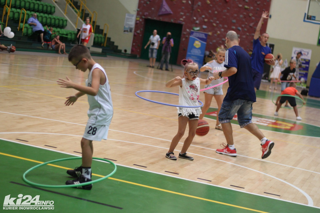 Rodzinny świat basketu