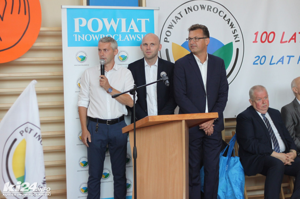 Otwarcie sali gimnastycznej w Kotanie