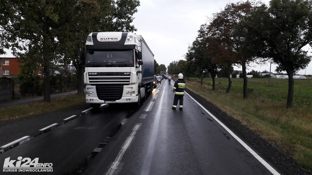 Wypadek ciężarówki w Wielowsi pod Gniewkowem