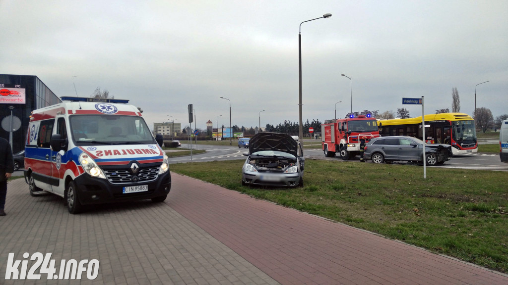 Audi zderzyło się z fordem
