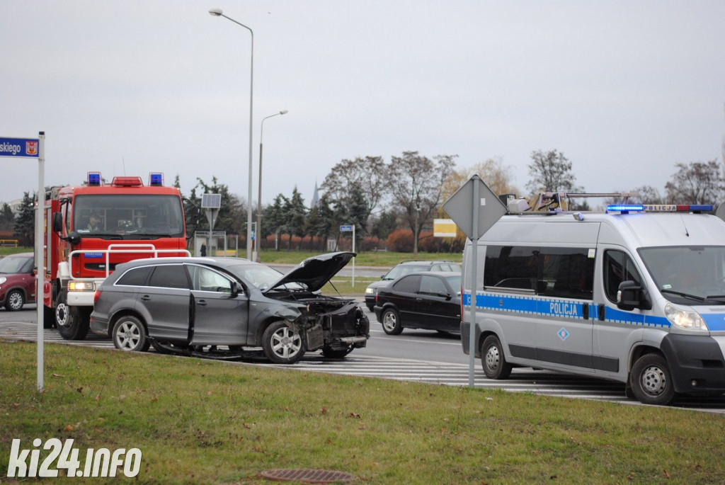 Audi zderzyło się z fordem