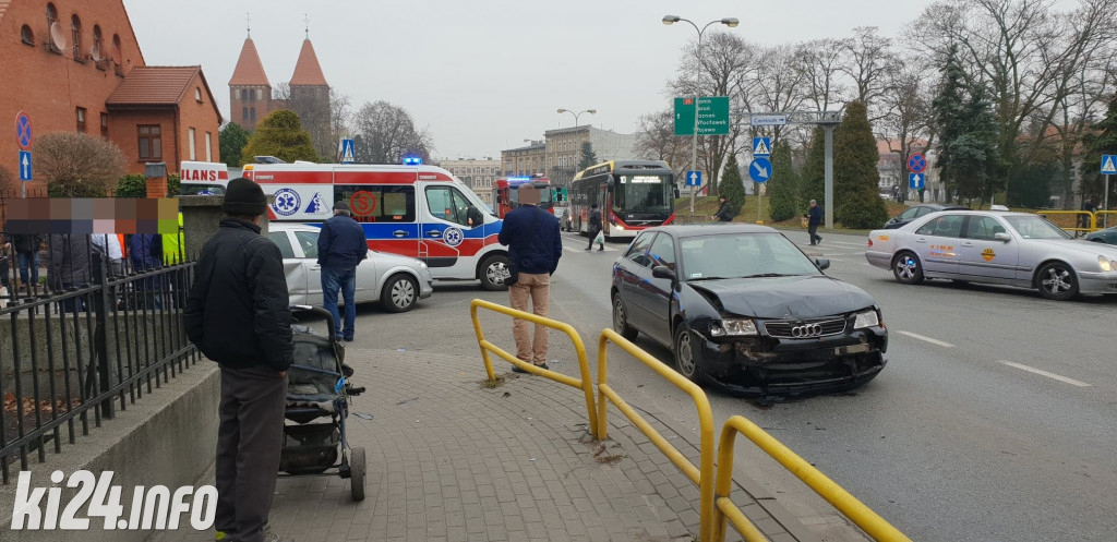 Groźna kraksa w centrum Inowrocławia