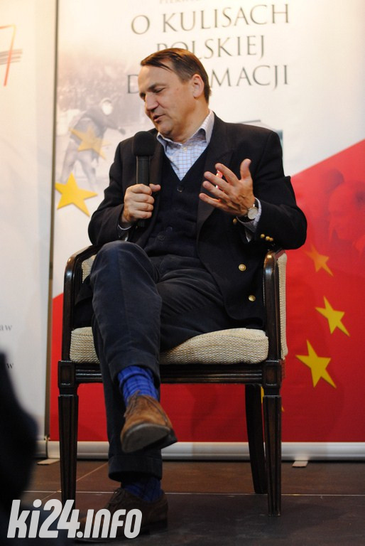 Radosław Sikorski w Bibliotece Miejskiej