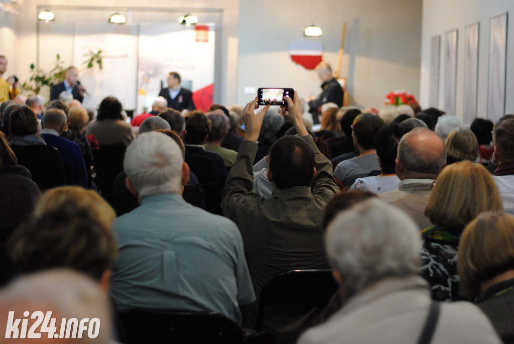 Radosław Sikorski w Bibliotece Miejskiej