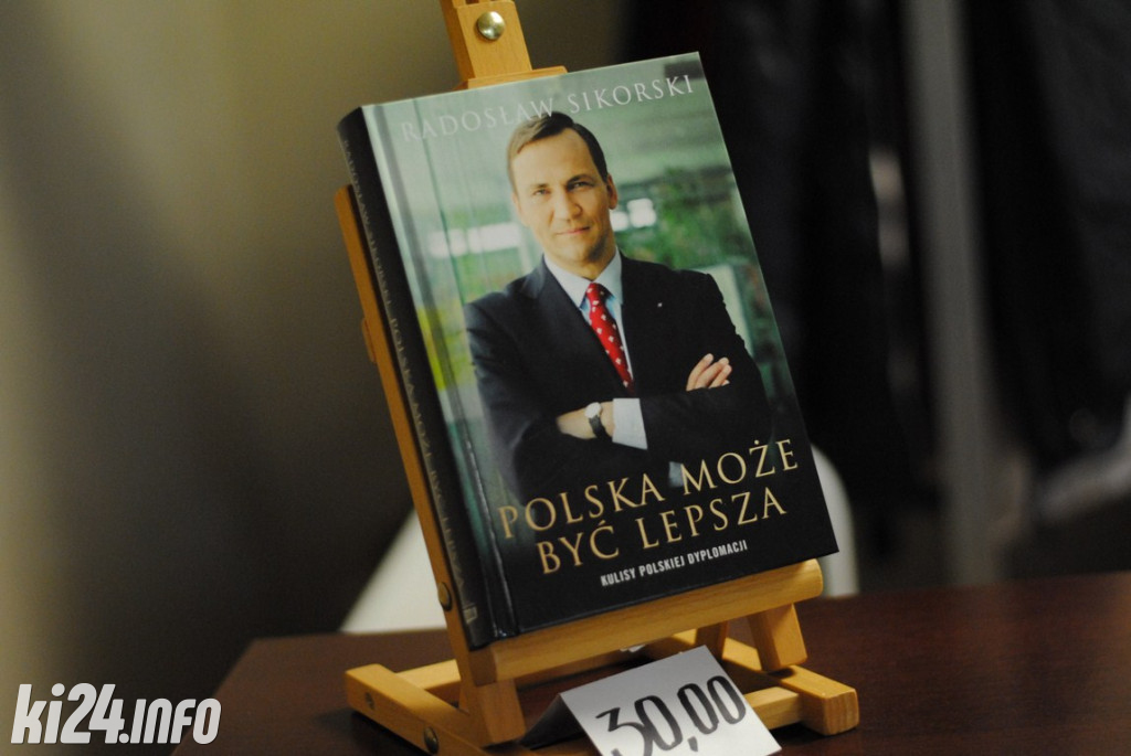 Radosław Sikorski w Bibliotece Miejskiej