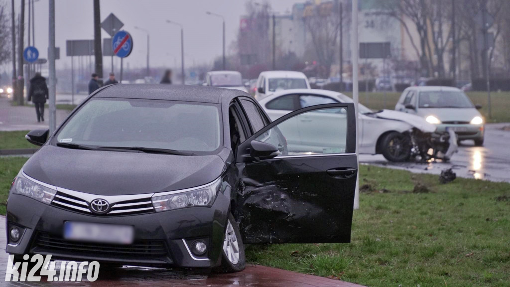 Kolizja na rąbińskim skrzyżowaniu