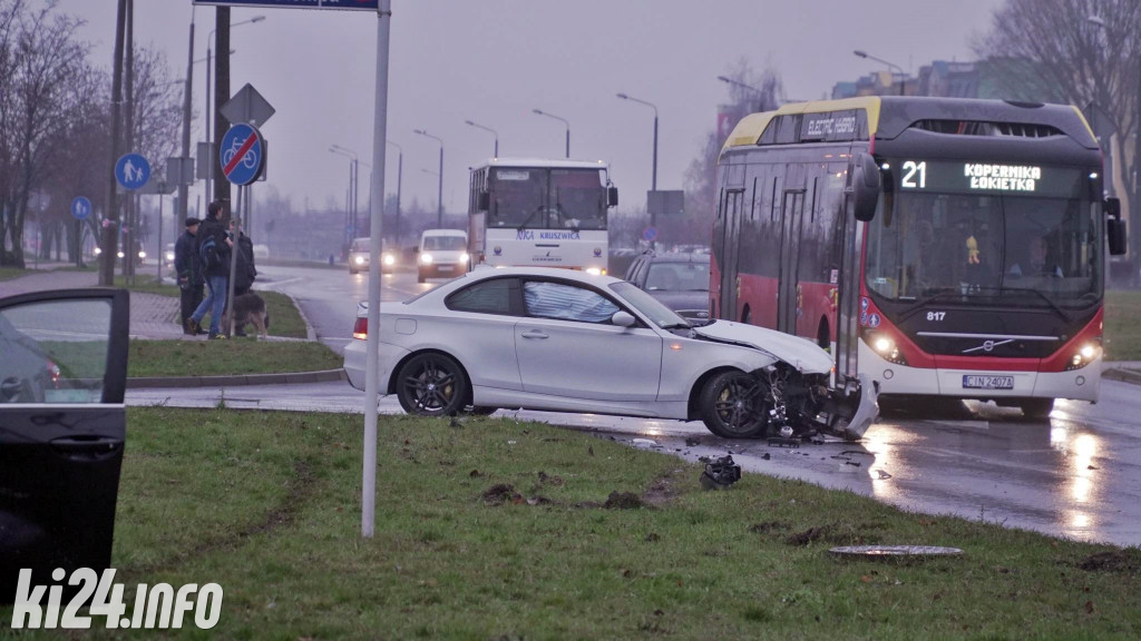Kolizja na rąbińskim skrzyżowaniu