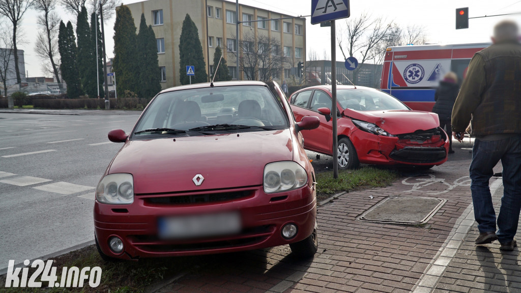 Groźna kraksa na Poznańskiej