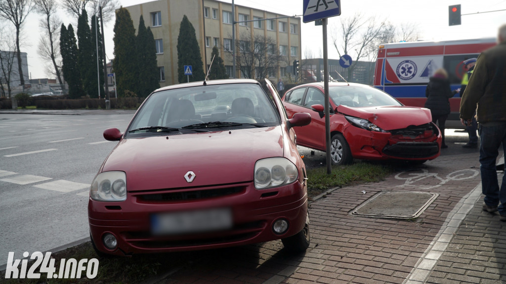 Groźna kraksa na Poznańskiej