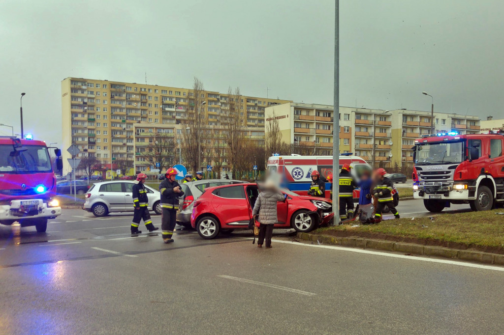 Groźna kolizja na skrzyżowaniu na Rąbinie