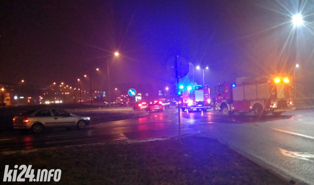 Kolizja na skrzyżowaniu WP i Niepodległości