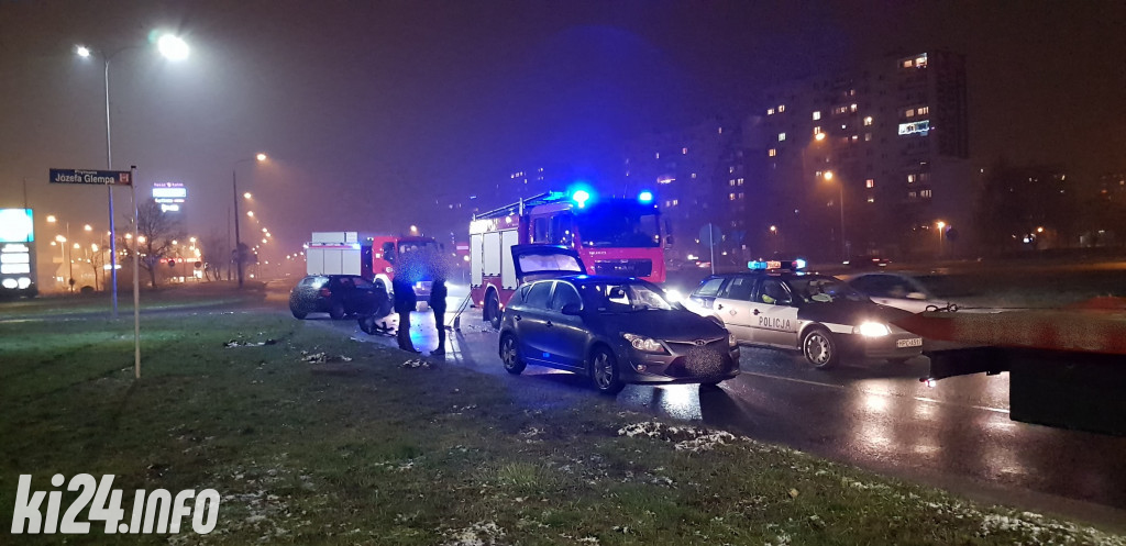 Kolizja na skrzyżowaniu WP i Niepodległości