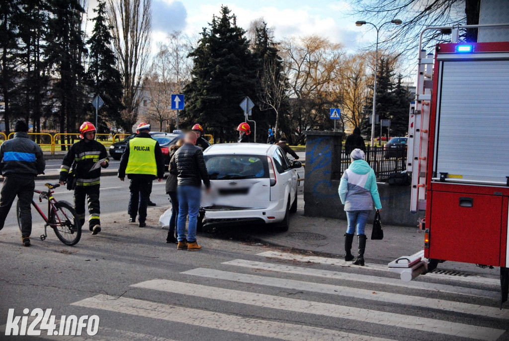 Toyota uderzyła w forda