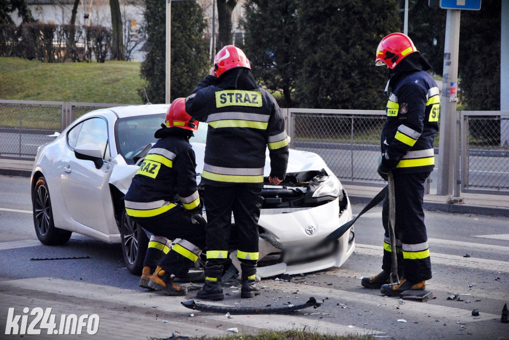 Toyota uderzyła w forda