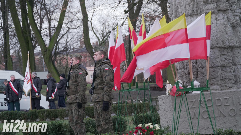 Uroczystości pod Pomnikiem Powstańców Wielkopolskich